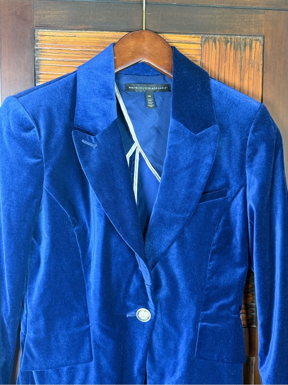 WHBM White House Black Market Navy Blue Velvet Blazer Gold Button Jacket Size 00 - Picture 3 of 13